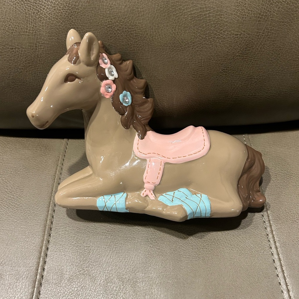 Target Circo Ceramic “Pretty Pony” Rhinestone Horse Money Coin Bank 2015
